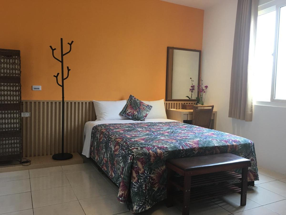 Palm Tree Hotel Kenting Esterno foto